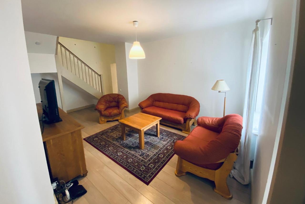 Spacious - 140 Square Meters Apartment, Vilnius City Centre מראה חיצוני תמונה