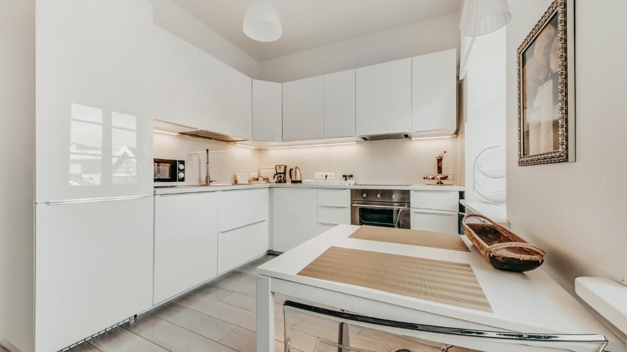 Spacious - 140 Square Meters Apartment, Vilnius City Centre מראה חיצוני תמונה